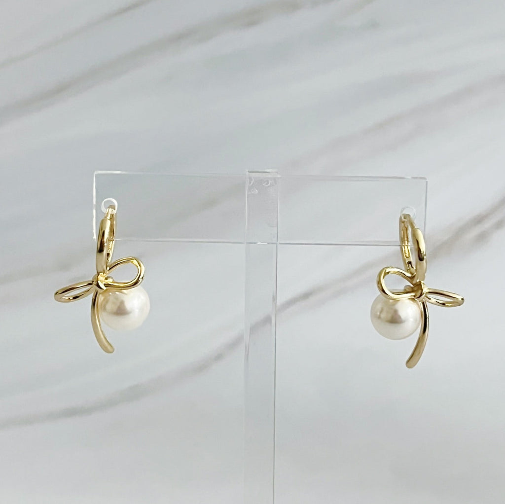 Bowed With Pearl Drop Earrings